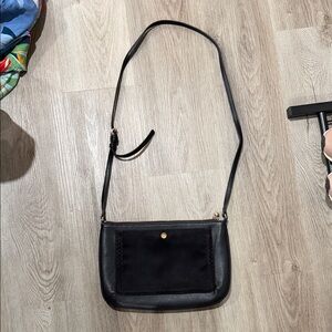Chic Black Crossbody Bag